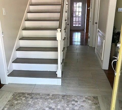 3rd image of 2715 Tangbourne Dr