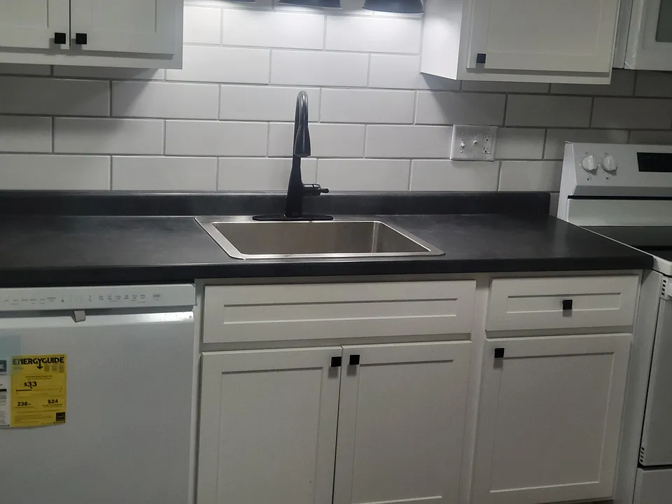 Apartment 12-2 Bedroom, 1 bath
