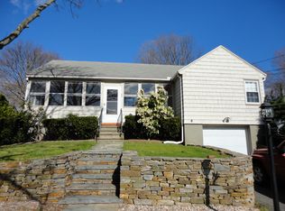 99 Ellwood Rd, Berlin, CT 06037