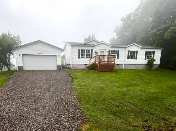 34 Resting Rd, Fenwick, WV 26202