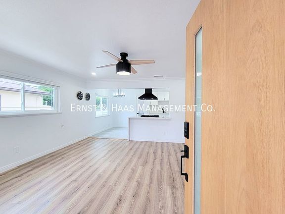 3rd image of 5019 Ashworth St