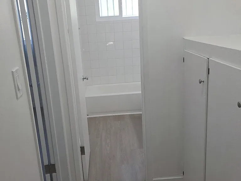 12316 Pacific Ave #4 — Photo 9