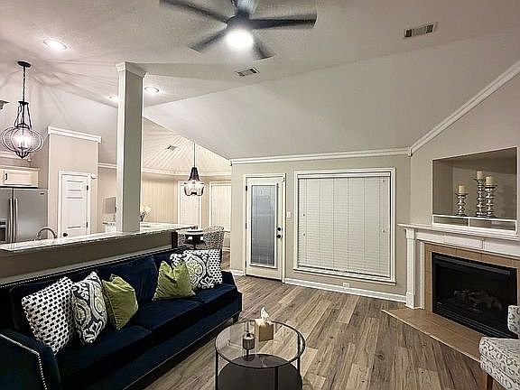 4th image of 5408 Deerfield Dr