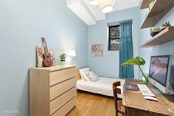 Sold by Corcoran | media 19