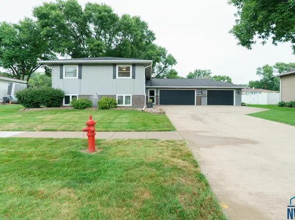 2613 Wilde St, Sergeant Bluff, IA 51054