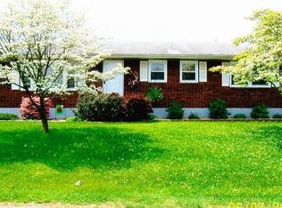 614 Lagar St, Flatwoods, KY 41139