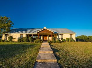 127 N Wiedenfeld Rd, Comfort, TX 78013