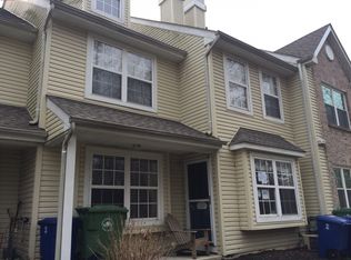 6609 Riverfront Dr, Palmyra, NJ 08065
