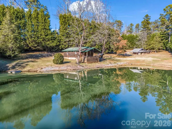 650 Smith Waldrop Rd, Columbus, NC 28722