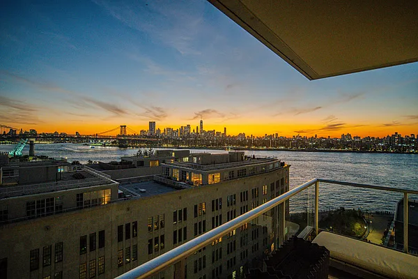 1 Northside Piers #12D