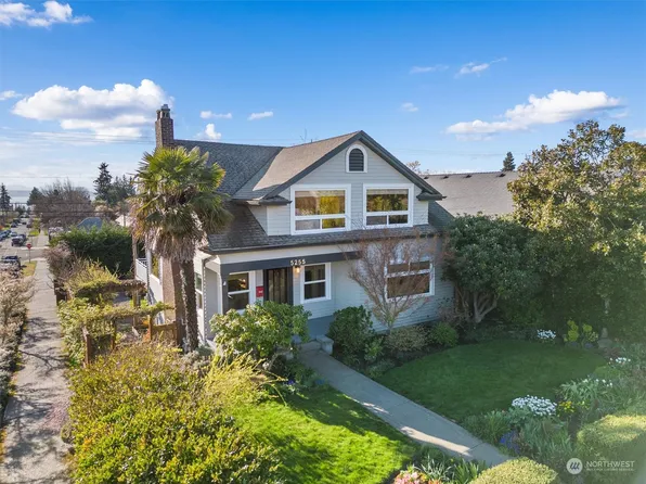 5255 42nd Avenue SW, Seattle, WA 98136