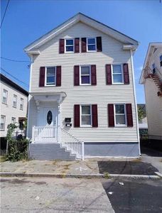12 Quince St, Providence, RI, 02905