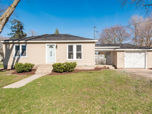 5134 Heyboer Ave SE, Kentwood, MI 49548