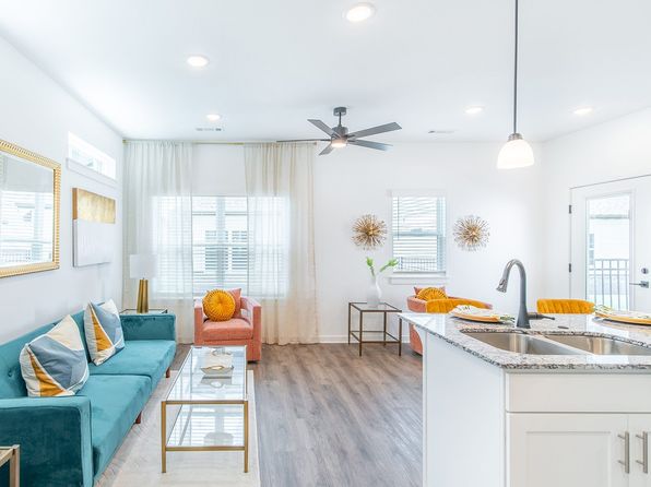 1735 W Chandler Ave #217-1726