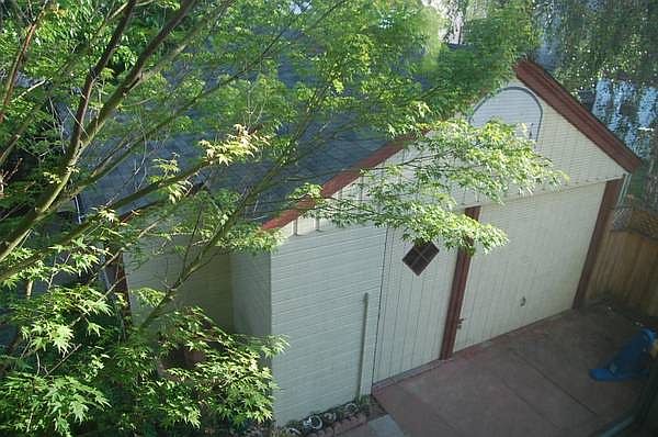 2nd image of 818 Estudillo Ave