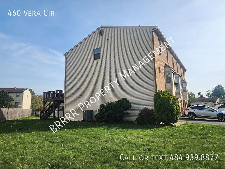 Building Photo - 460 Vera Cir