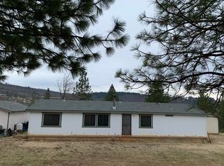 29218 Brush Patch Ln, Round Mountain, CA 96084