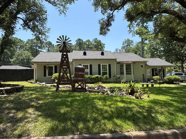 1209 Morningside Dr, Lufkin, TX 75904