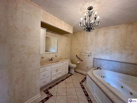 3rd image of 268 Hickory Flats Rd