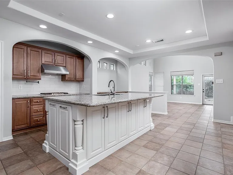 59 Douvaine Ct — Photo 8