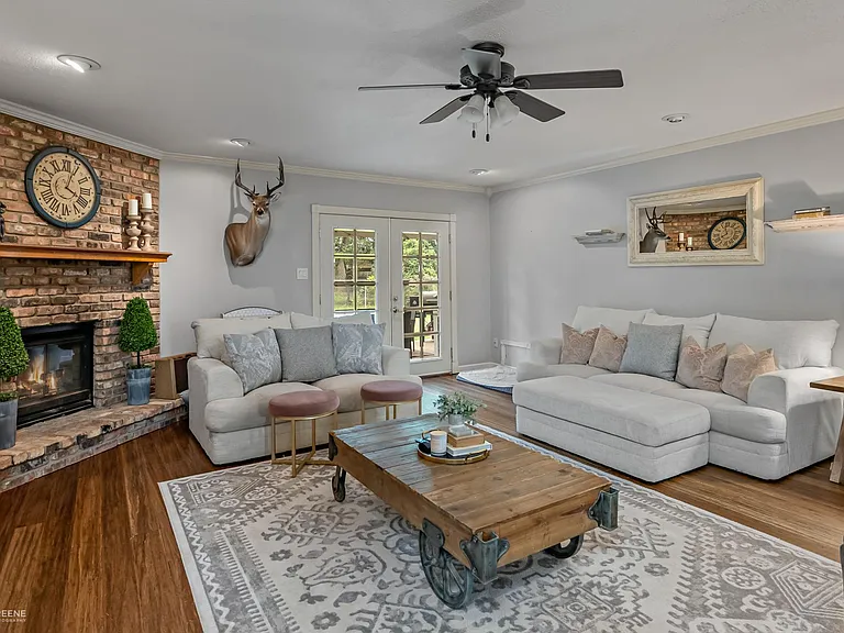 3727 Greenway Pl — Photo 9