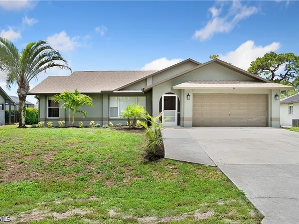 18542 Wisteria Rd, Fort Myers, FL 33967