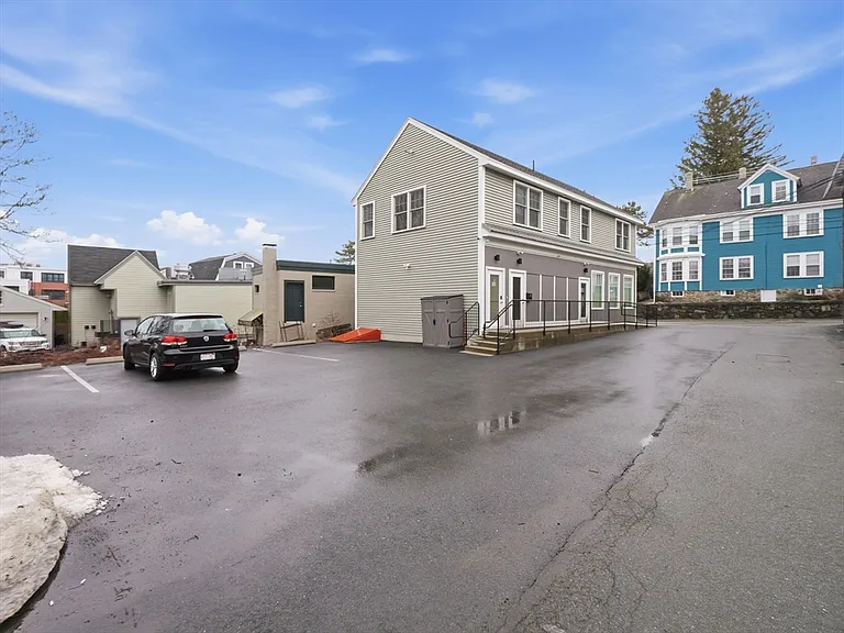 149 Pleasant St #2 — Photo 33