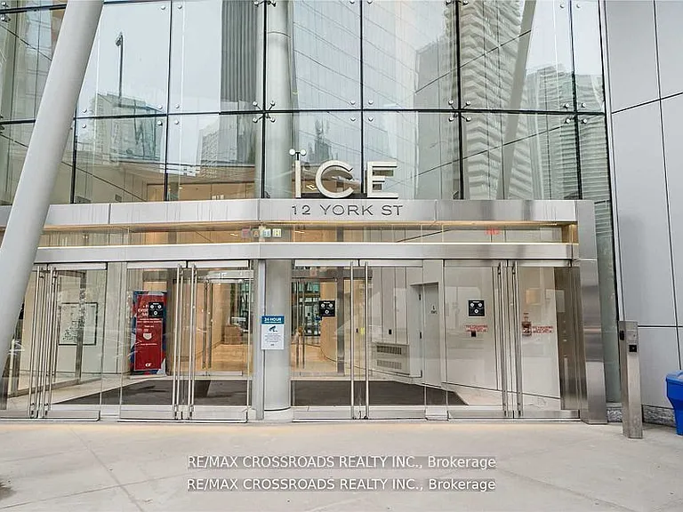 12 York St #2709 — Photo 1