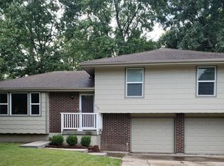 503 W Olive St, Raymore, MO 64083