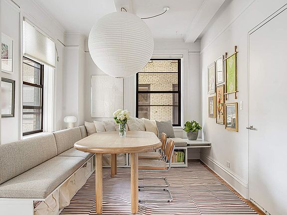 4th image of 240 W 98th St APT 3G