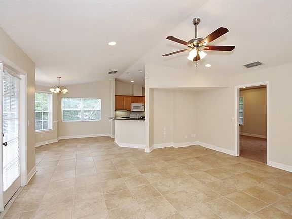 3rd image of 5906 Iona Ave