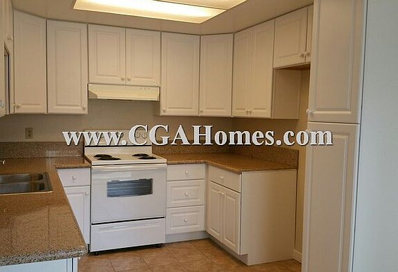 4th image of 5840 Peppermill Ct APT 1