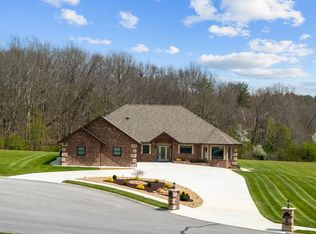 42 Sycamore Rd, Crossville, TN 38555