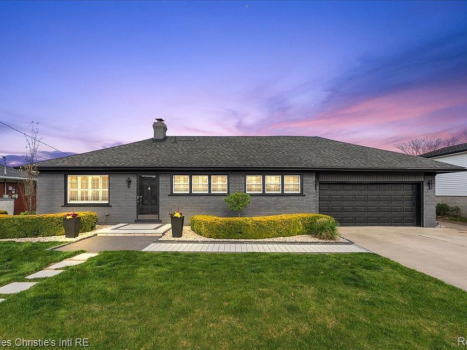 1st image of 37912 Pointe Rosa St
