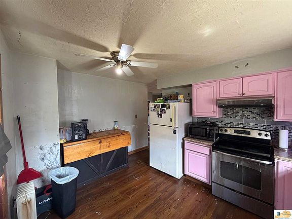 3rd image of 867 Witt Rd