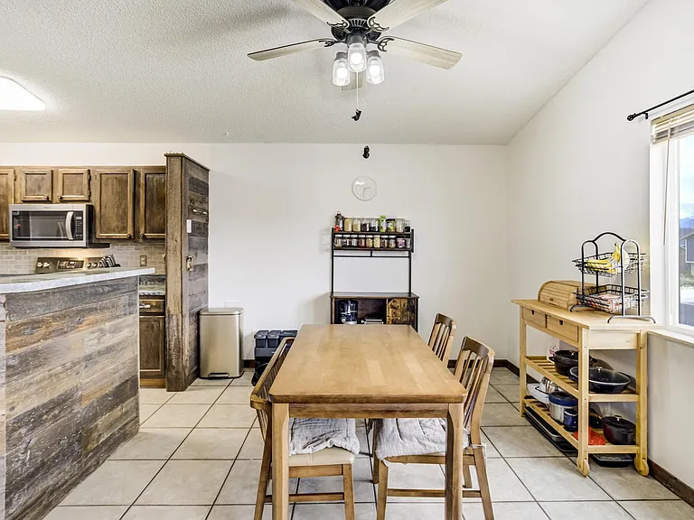 7425 Painted Rock Dr — Photo 56