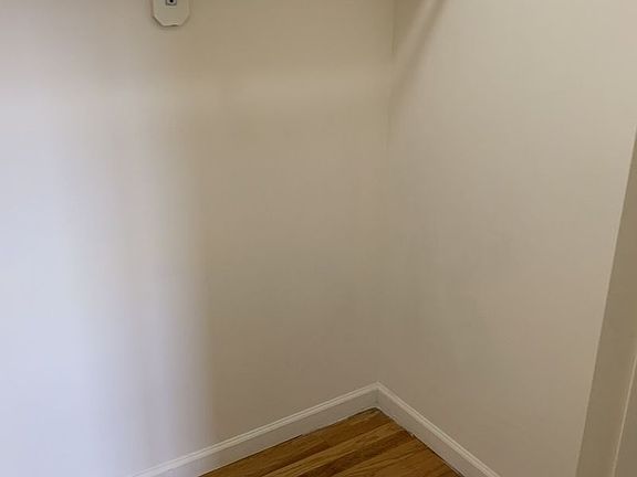 3rd image of 2814 31st St APT 303