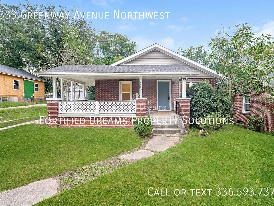 2333 Greenway Ave NW