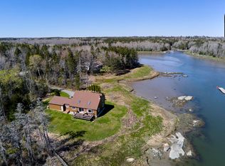 156 Scraggle Point Rd, Saint George, ME 04860