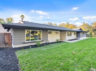 2400 Shadow Hill Dr, Riverside, CA 92506