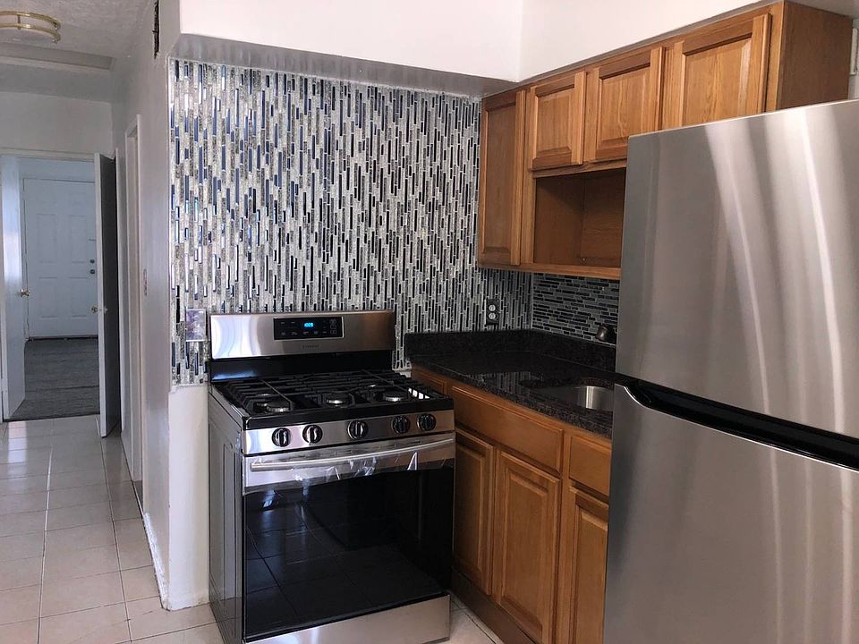 1st image of 10112 Avenue K Fl 2