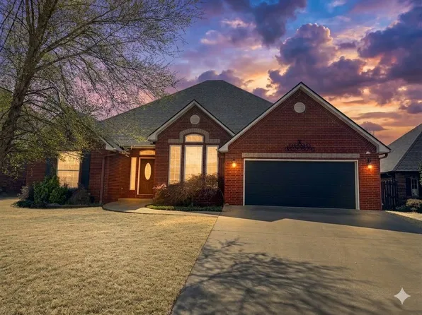 1202 Rosewood, McAlester, OK 74501