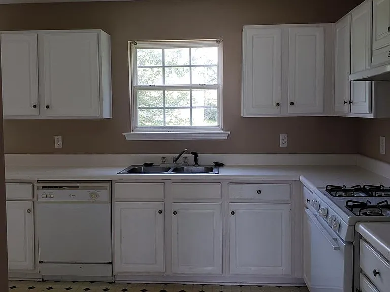 179 Parkview Ln — Photo 6