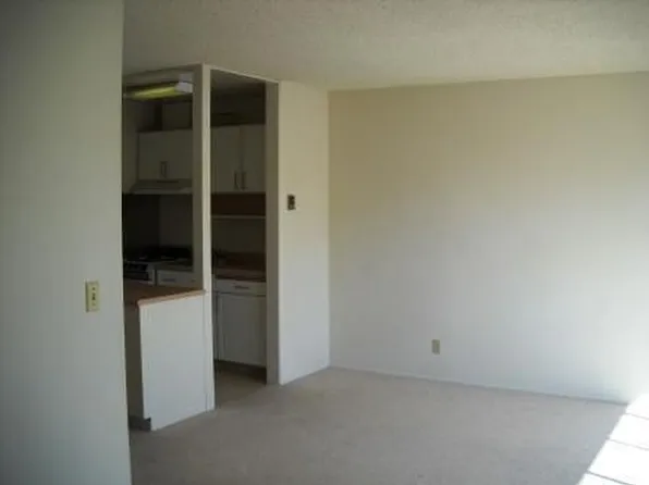 6 Captain Dr APT 432E, Emeryville, CA 94608