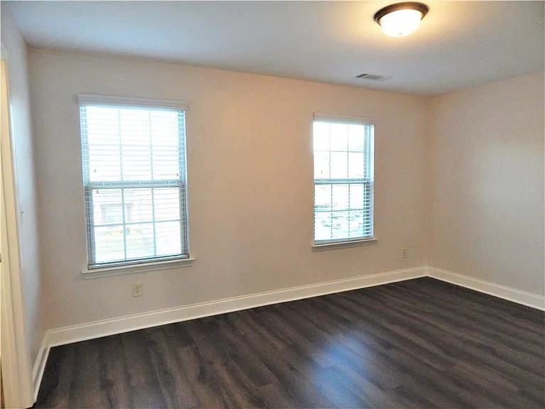 2441 Melton Common Dr — Photo 62