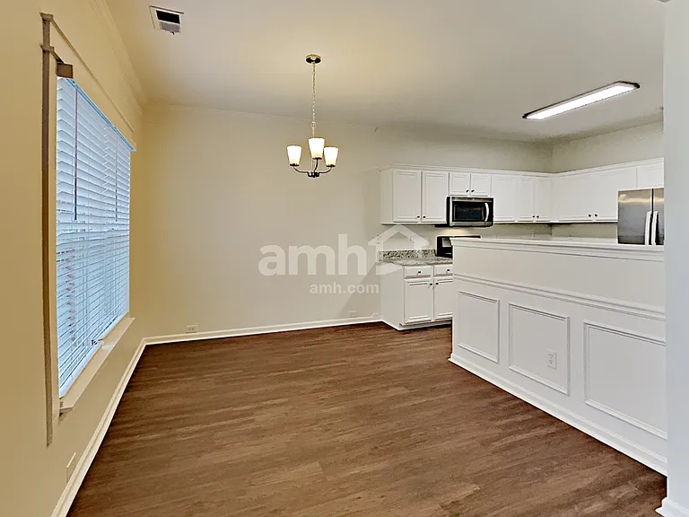 4125 Arch Pass — Photo 7