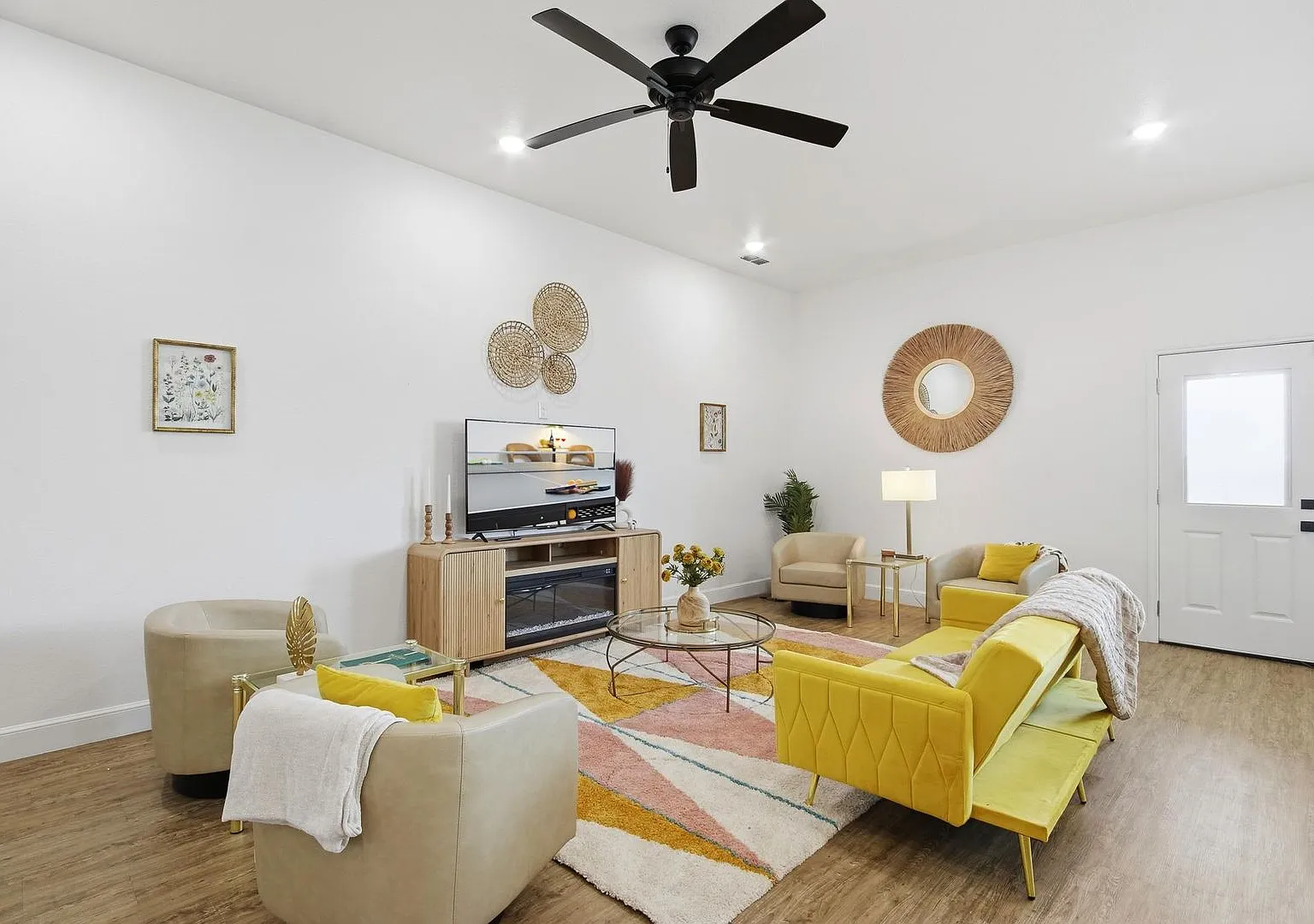 392 Kristi Path — Photo 1