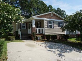 6205 Barrington Village Ln, Raleigh, NC 27610