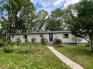400 5th St, Hokah, MN 55941