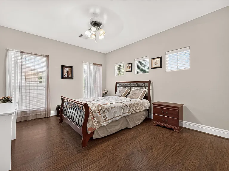 5303 Fenwick Way Ct — Photo 44
